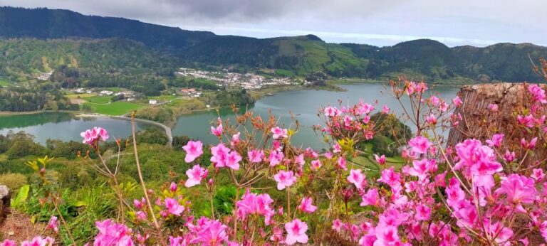 Ponta Delgada: Tour Sete Cidades Green & Blue Lakes Tour Overview