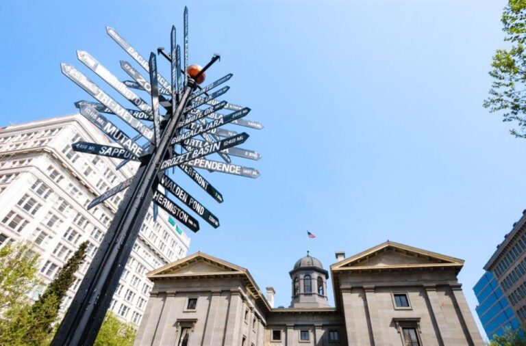 Portland's Historic Heart: A Walking Tour Of The City Center Exploring Portlands Charming Streets