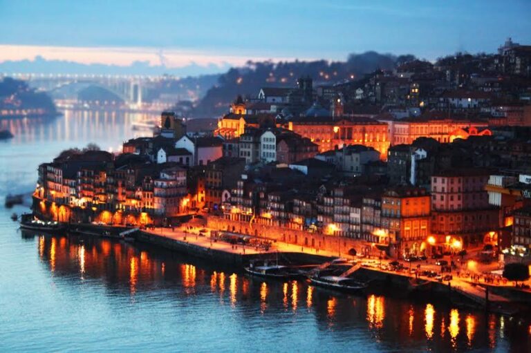 Porto: Half Day Small Group City Tour Tour Overview