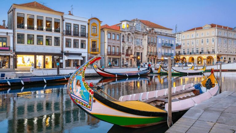 Porto: Private Aveiro & Costa Nova Tour With Moliceiro Boat Tour Overview