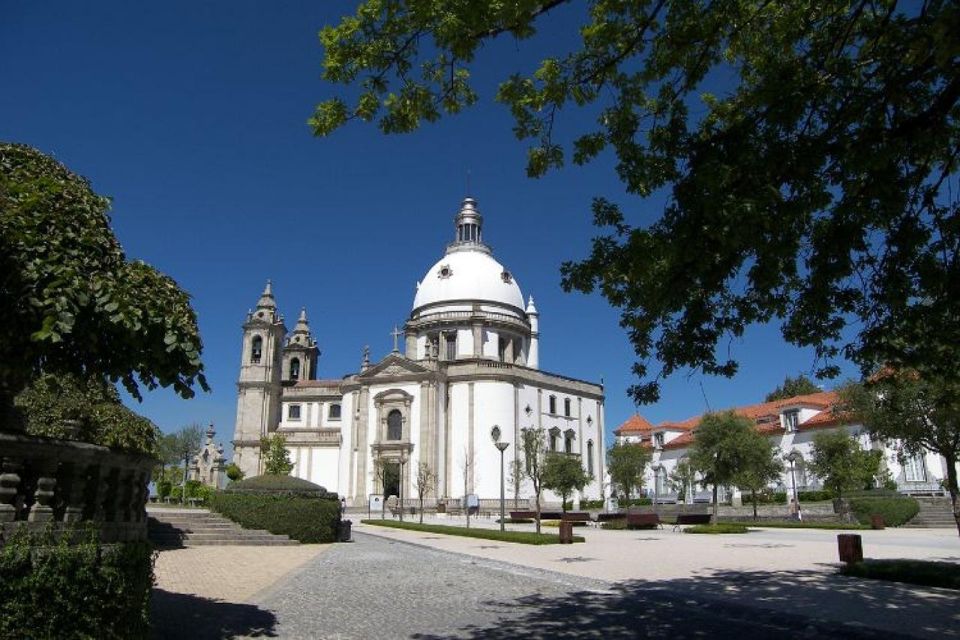 Porto: Private UNESCO Heritage Site Tour - Braga & Guimarães - Highlights of the Tour