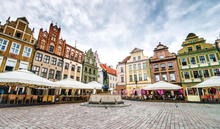 Poznan: Private Exclusive History Tour With A Local Expert Tour Overview