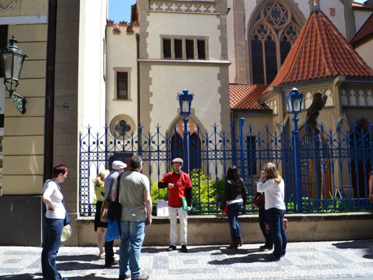 Prague: 2 Hour Old Town And Jewish Ghetto Walking Tour Tour Overview And Pricing