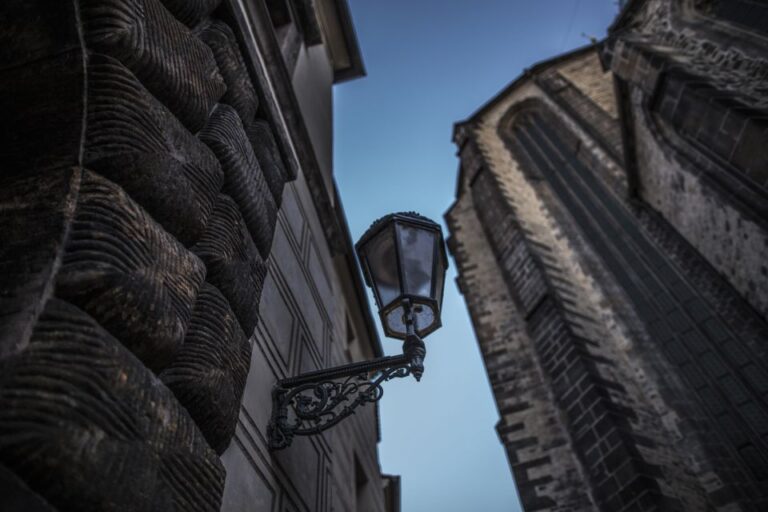 Prague: Ghosts and Legends of the Old Town Evening Tour