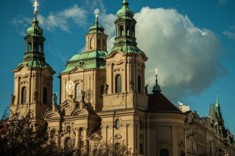 Prague: Old Town And Jewish Quarter Guided Tour In German Tour Overview