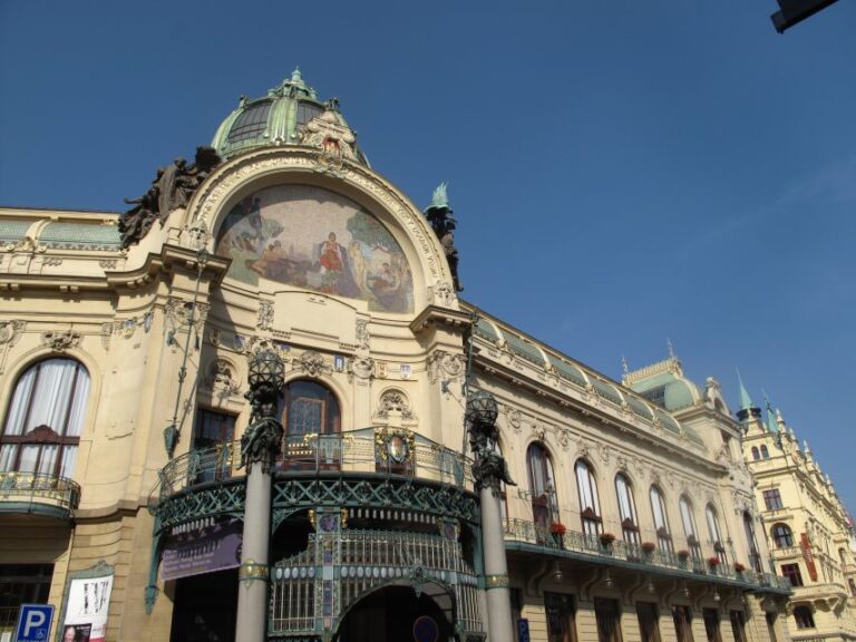 Prague: Private Cubism & Art Nouveau Walking Tour Tour Overview