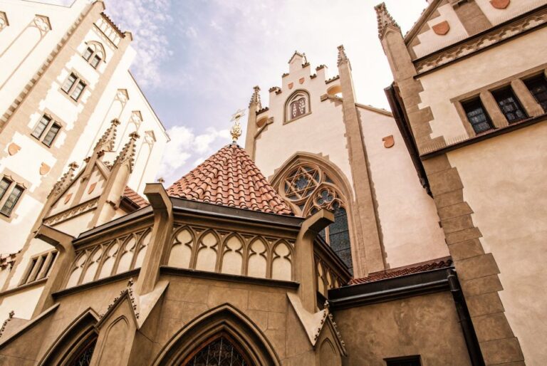 Prague: Synagogues And Jewish Quarter Private Walking Tour Tour Overview