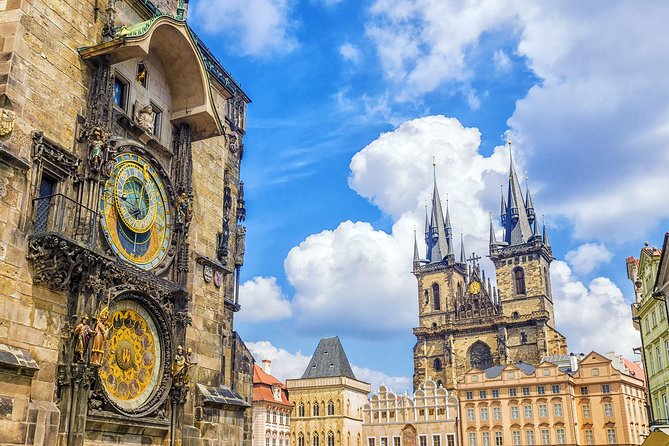 Prague Walking Tour 2,5h (old Town, Jewish Quarter And Charles Bridge) Tour Overview