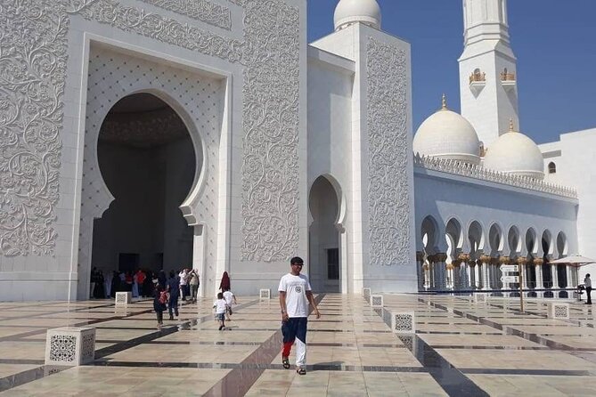 Premium Half Day Abudhabi Grand Mosque Tour From Dubai Tour Overview