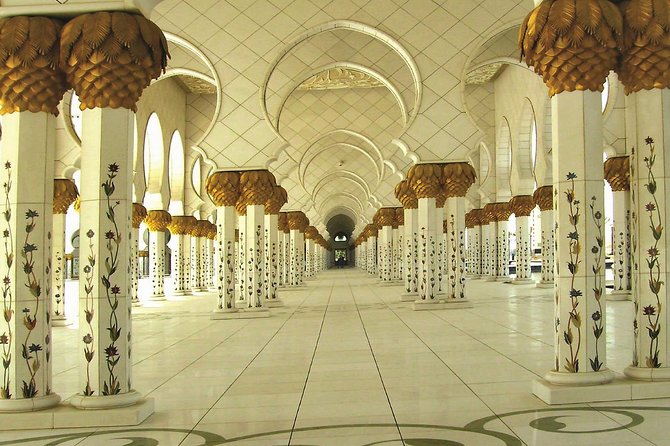 Private Abu Dhabi City Tour With Mosque Landmark Sights