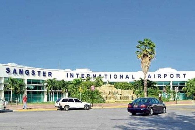 Private Arrival Or Departure Transfer: Norman Manley Airport To Montego Bay Vehicle And Amenities