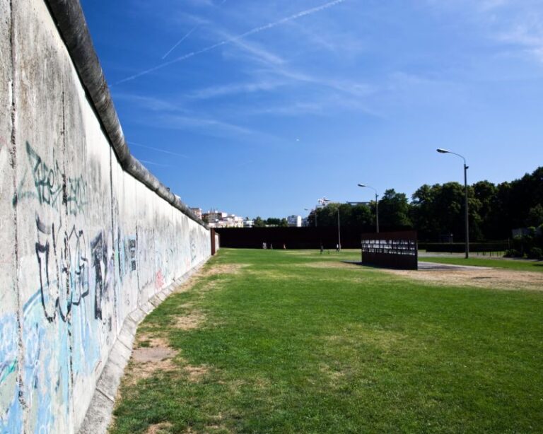 Private Behind The Berlin Wall And Cold War Berlin Tour Overview Of The Tour