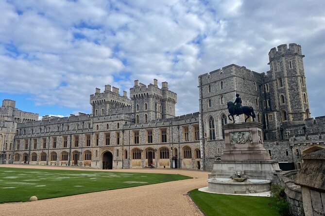 Private Day Tour to Bath and Windsor Castle - Tour Overview and Features