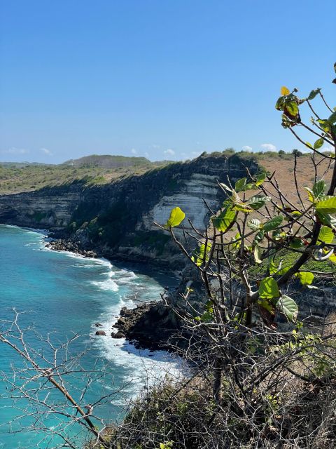 Private Day Tour to Pink Beach-Sand Island-Gili Petelu - Included Amenities