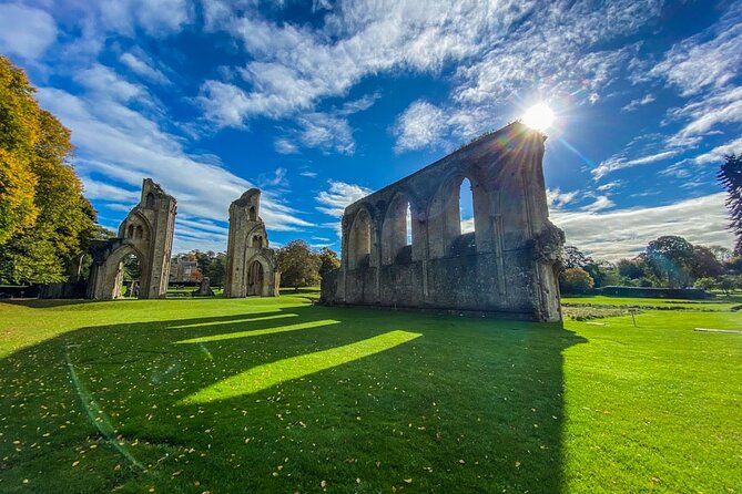 Private Day Tour to Stonehenge and Glastonbury - Tour Overview and Details