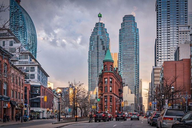 Private Downtown Toronto Walking Tour In English Overview Of The Tour