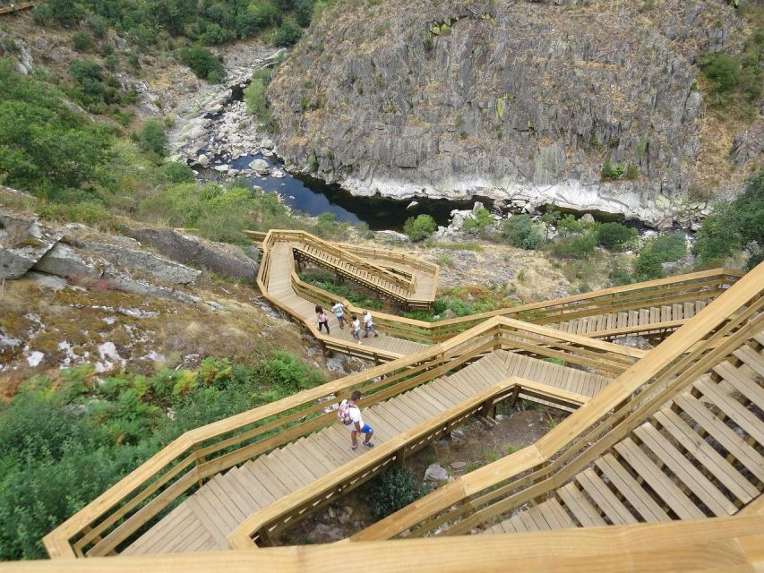 Private Full Day to Paiva Walkways - About the Paiva Walkways