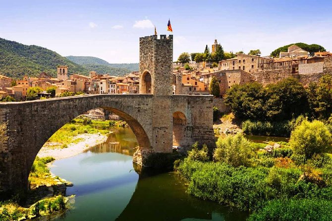 Private Full Day Trip To Medieval Villages Of Catalonia + Lunch Front Of A Lake Escape Barcelona, Travel Back In Time