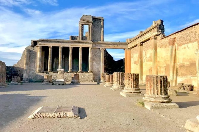 Private Guided Tour Of Pompeii And Herculaneum Tour Overview