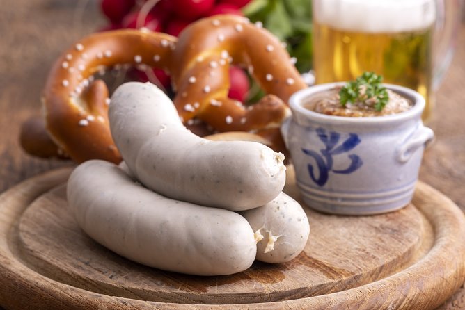 Private Munich Beer Hall Hopping With 3 Course Menu, Free Beer And Beer Tasting Tour Overview