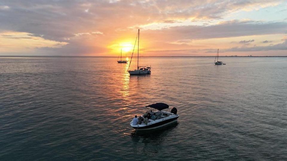 Private Sunset and Night Cruise in Miami With Skyline Views - Overview