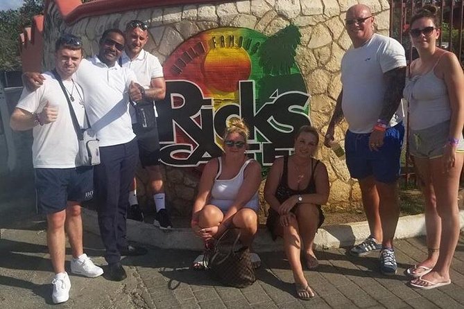 Private Tour From Montego Bay To Negril and Ricks Cafe - Highlights of Ricks Cafe