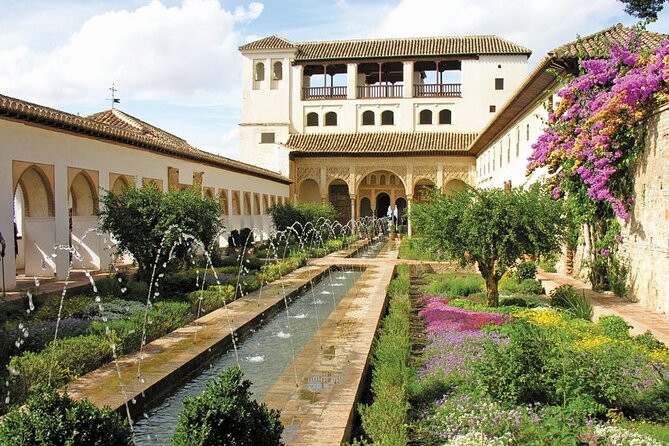 Private Tour Of The Alhambra To Travel Back In Time. No Tickets Private Tour Experience