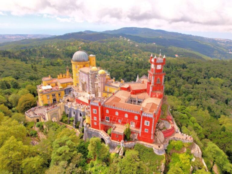 Private Tour Sintra, Cabo Da Roca & Cascais (up To 4 Pax) Tour Details