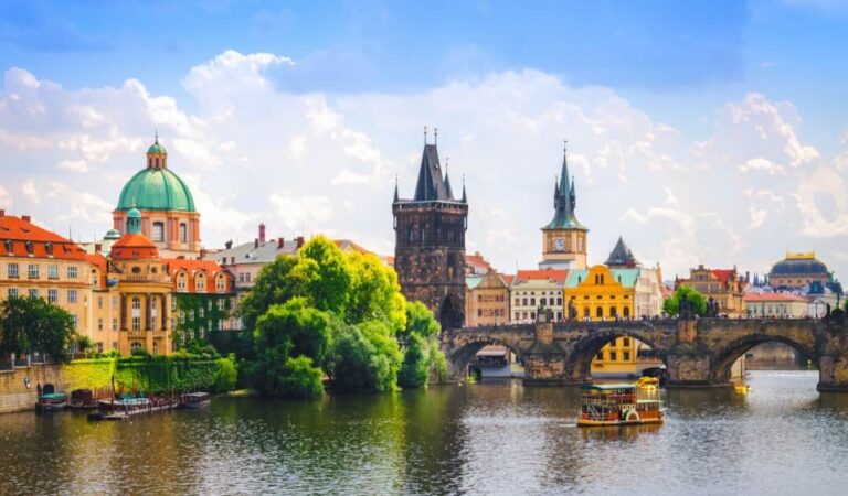 Private Transfer From Munich To Prague Transfer Details