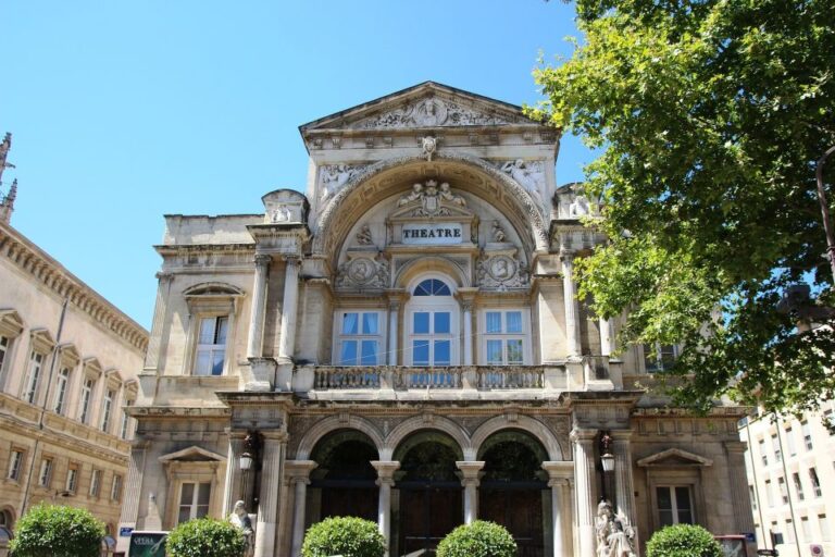 Private Walking Tour Of Avignon Exploring The Historic City