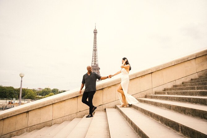 Professional Eiffel Tower Photo Tour With Vogue Photographer Experience Overview