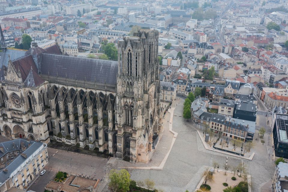 Reims: City Exploration Game and Tour - Activity Details