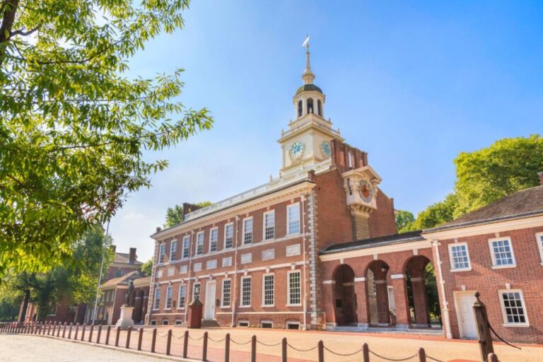 Revolutionary Footsteps: Philadelphia's Founding Fathers Tour Duration And Details