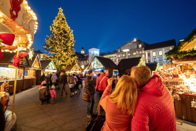 Reykjanesbaer: Christmas Magic Walking Tour Booking Information