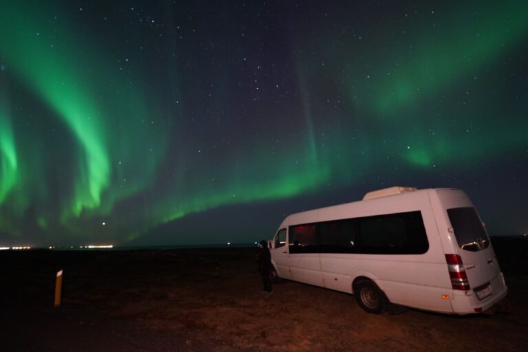 Reykjavik: Premium Northern Lights Tour With Free Photos About The Tour