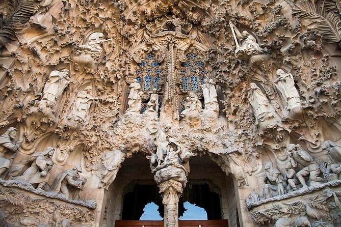 Sagrada Familia Private Tour With Expert Guide Included In The Experience