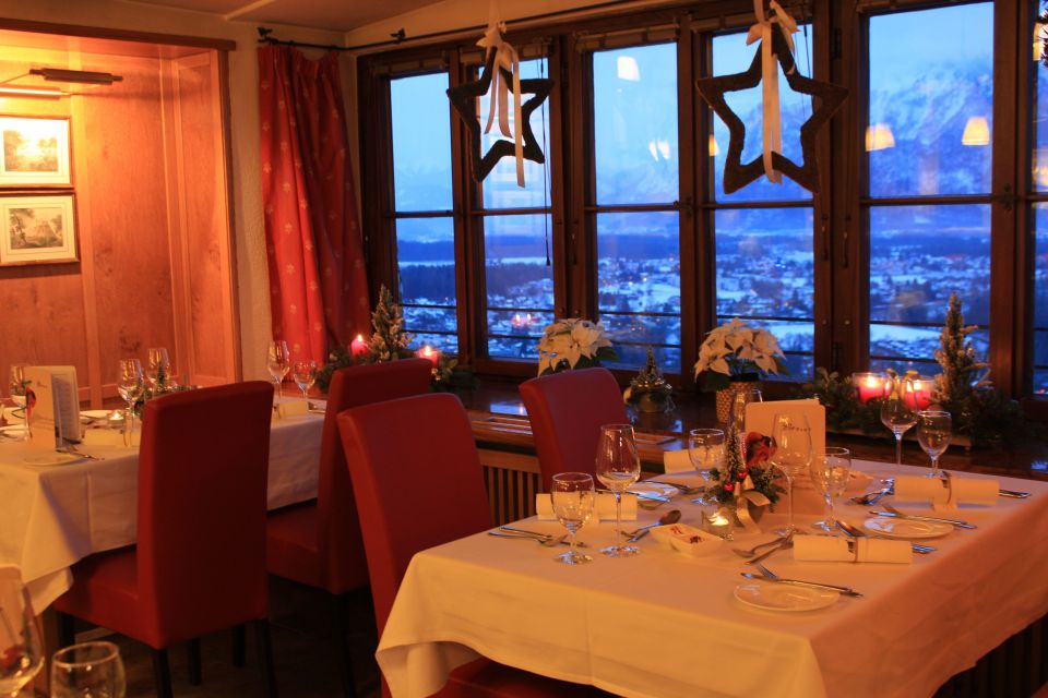 Salzburg: Christmas Advent Concert With Dinner - Dinner Options and Menu