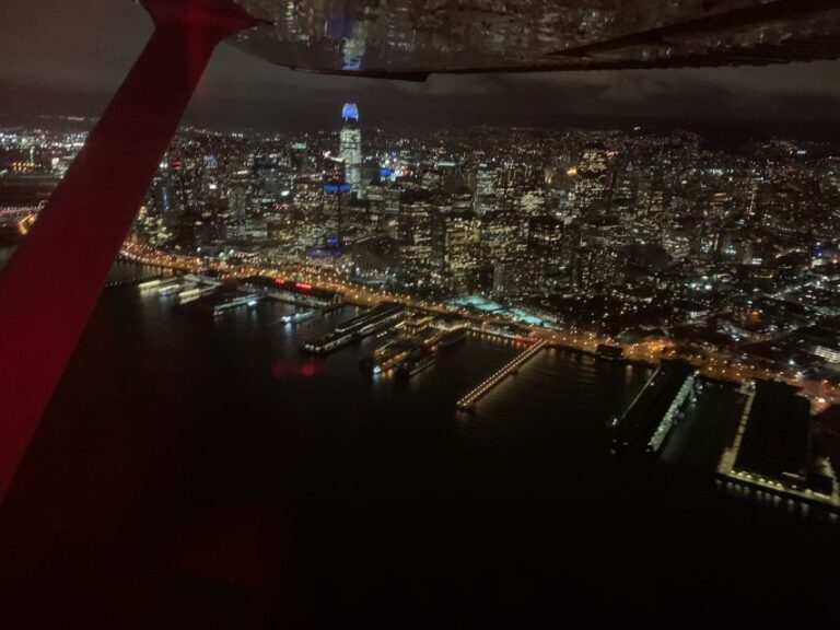 San Francisco: Airplane Private Night Bay Tour Whats Included