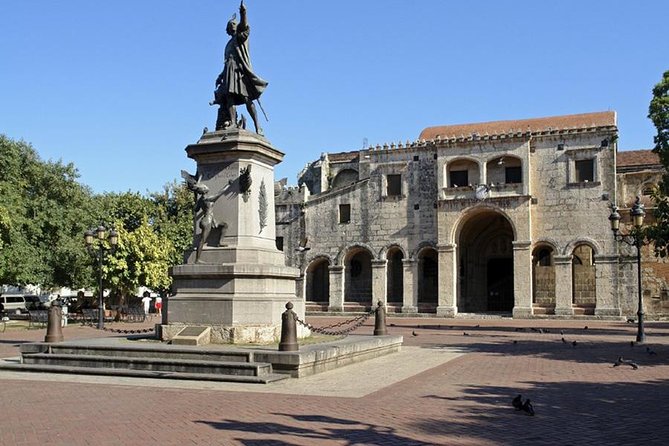 Santo Domingo Tour Overview