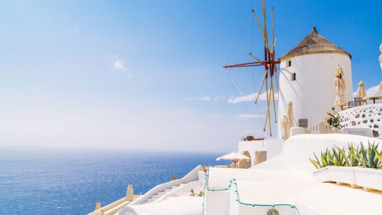 Santorini : Private Half Day Best Of & Wine Tasting Tour Tour Overview