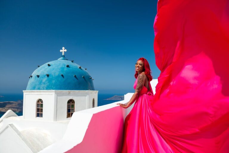 Santorini: Proffessional Flying Dress Photoshoot Experience Overview