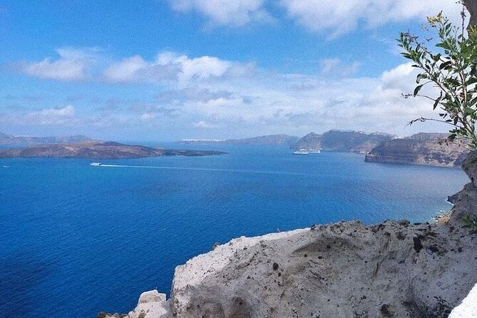 Santorini Tour 5 Hour Small Group - Inclusions and Amenities