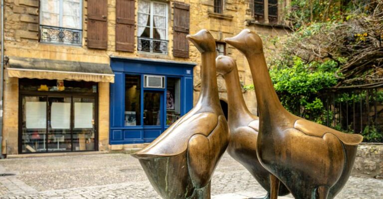 Sarlat Gourmet Tour & Market Visit With Tastings Tour Overview