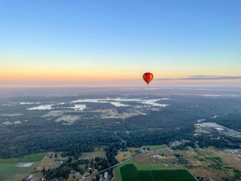 Seattle: Mt. Rainier Sunset Hot Air Balloon Ride Soaring Over The Pacific Northwest