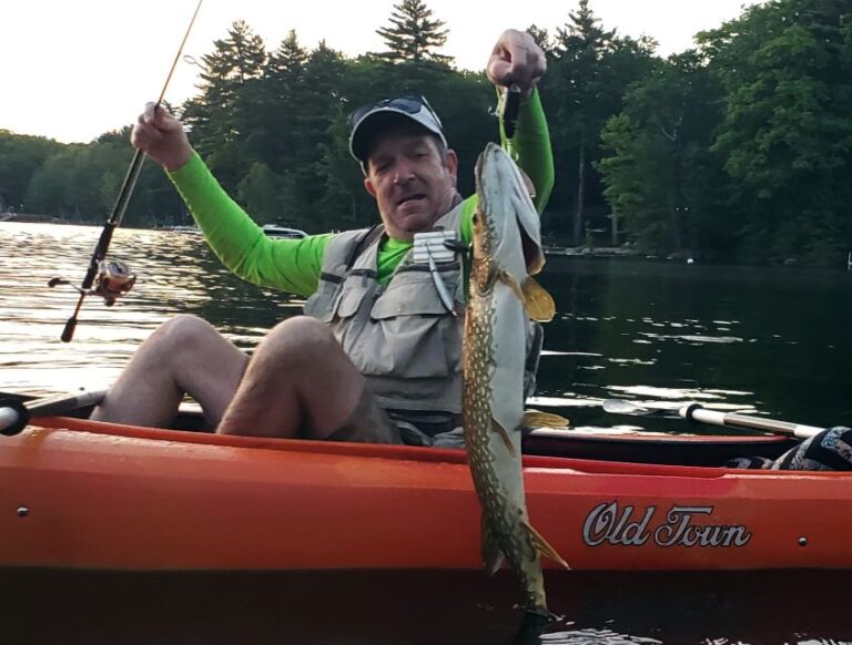 Sebago Lake: Half Day Kayak Rental Activity Overview