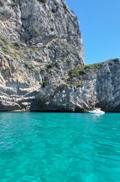 Sesimbra: Secret Bays And Beaches Boat Tour With Snorkeling Tour Overview And Pricing