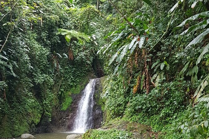 Seven Sisters Waterfalls Hike Whats Included