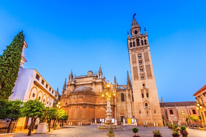 Seville: Guided Tour To The Alcazar + Cathedral And Giralda Tour Overview