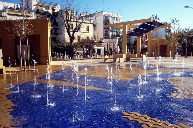 Seville Off The Beaten Path Tapas And Market Tour Taking In Sevilles Night Ambiance