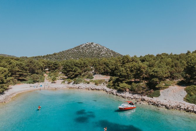 Šibenik Riviera Boat Tour: Zlarin + Prvić + Tijat Explore The Šibenik Archipelago